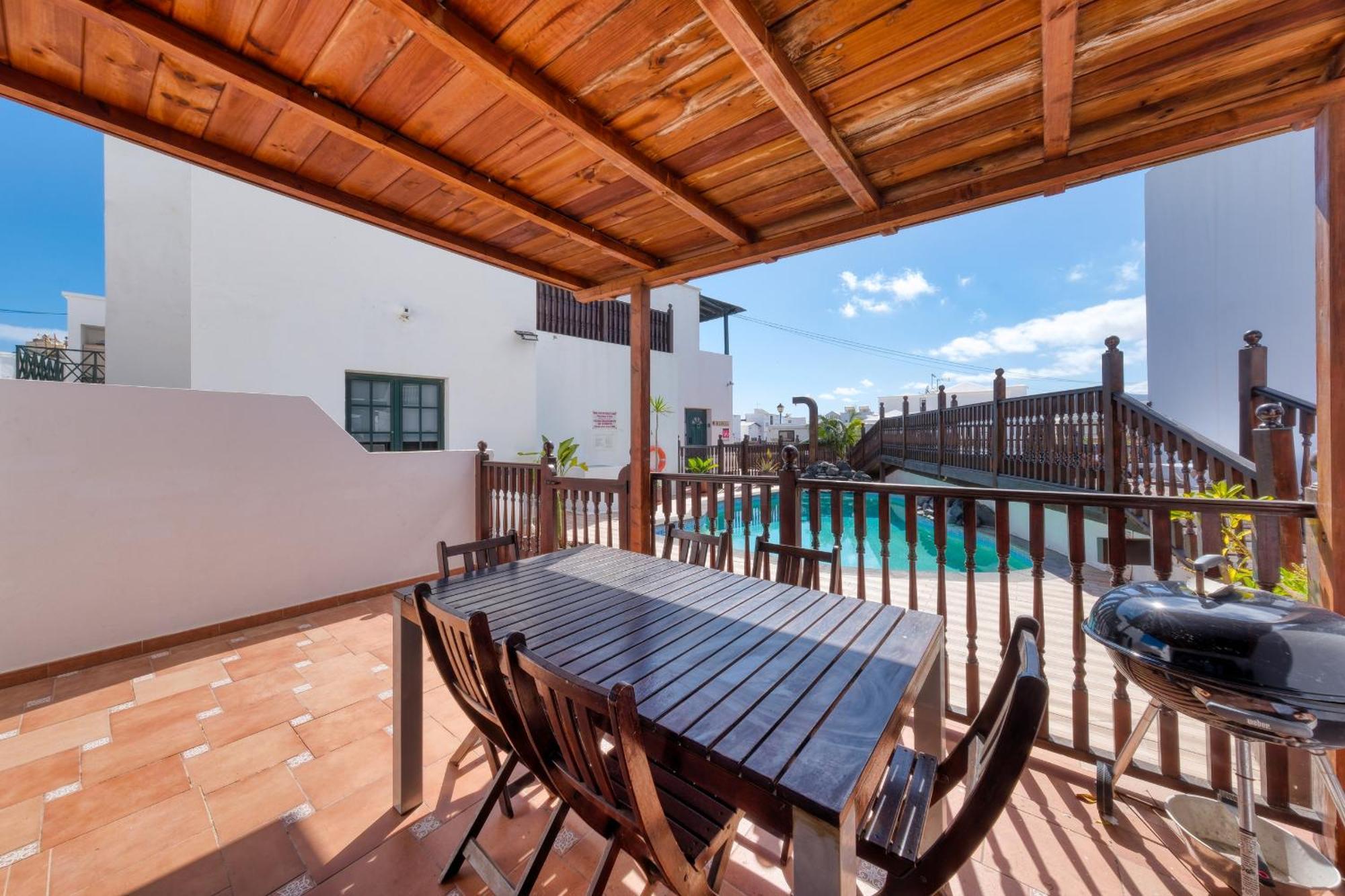 Casa Hibiscus - Shared Pool - Close To Seafront Promenade Punta Mujeres Kültér fotó