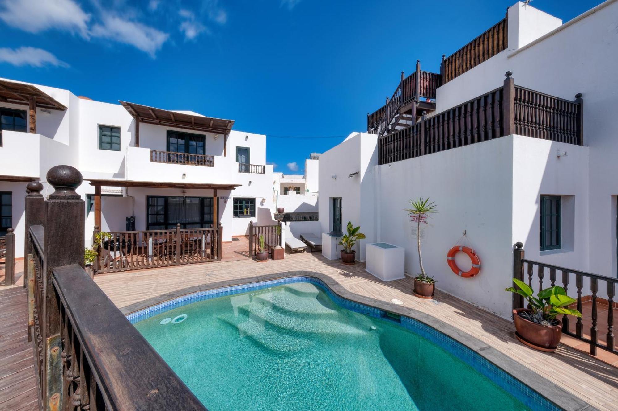 Casa Hibiscus - Shared Pool - Close To Seafront Promenade Punta Mujeres Kültér fotó