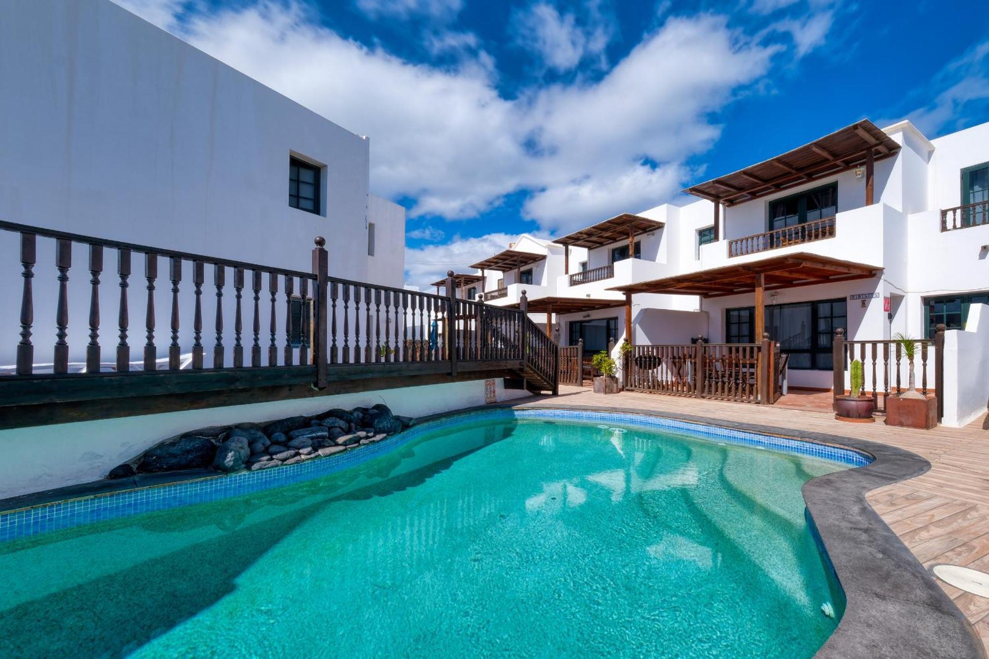Casa Hibiscus - Shared Pool - Close To Seafront Promenade Punta Mujeres Kültér fotó